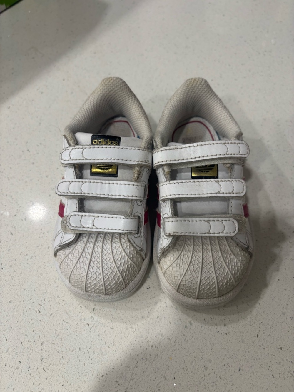 Adidas Sneakers